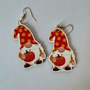 Gnome-orable Fall Earrings